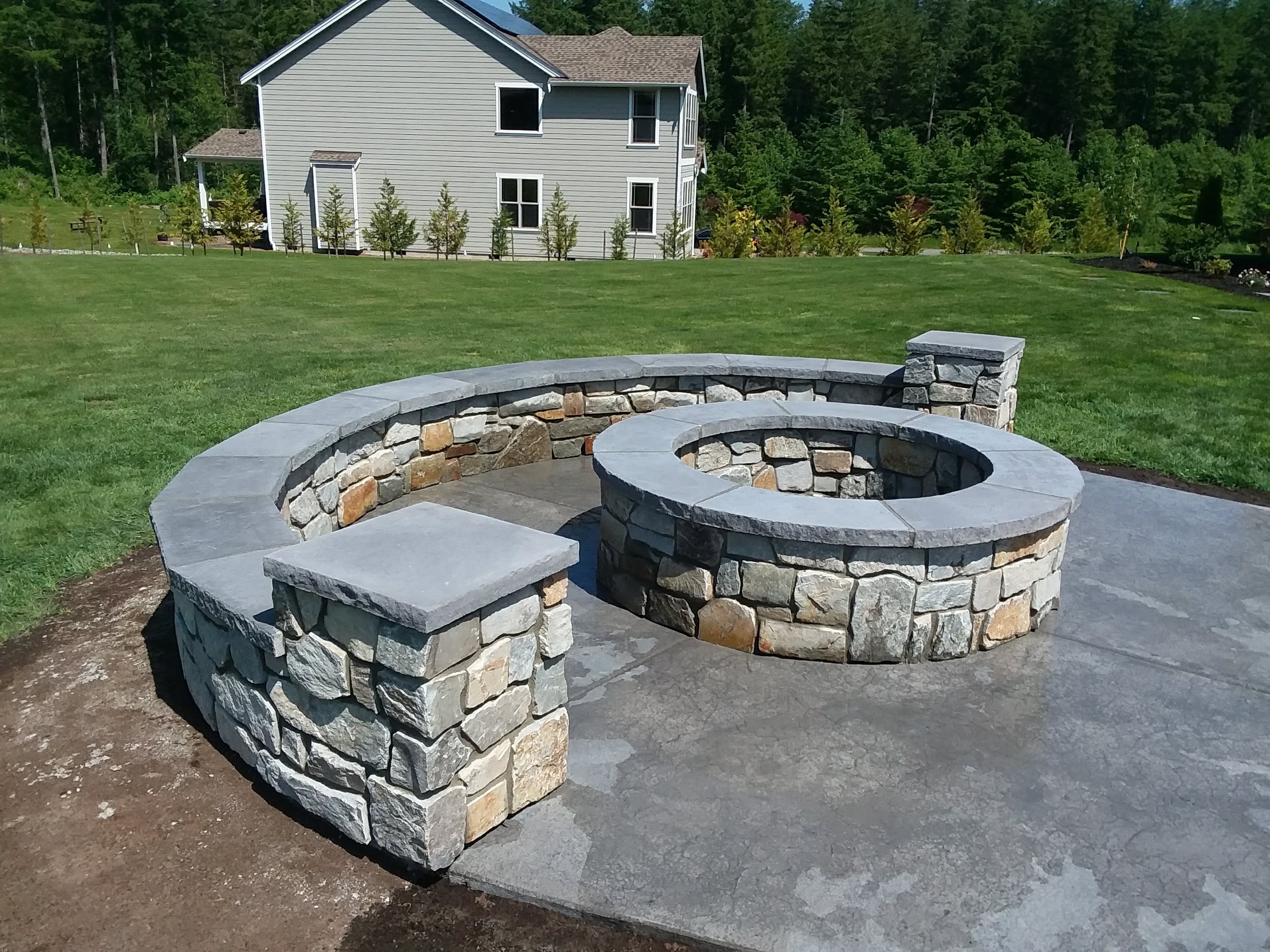 Outdoor Firepit